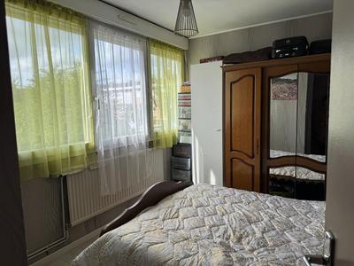 Maison - 98 m² - 5 pièces