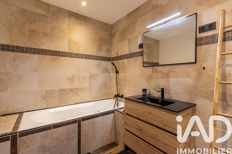 Maison - 138 m² - 6 pièces