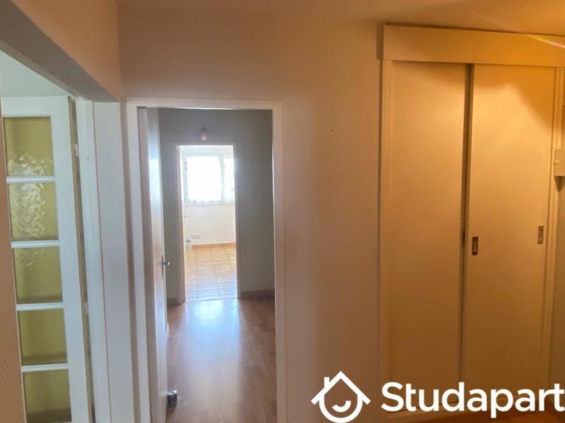 Chambre - 13 m² - 1 pièce