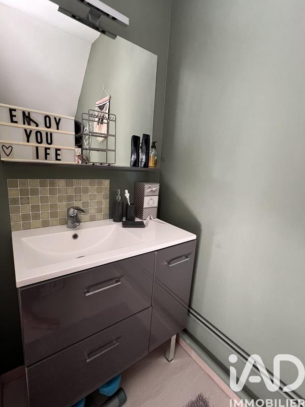 Maison - 202 m² - 6 pièces