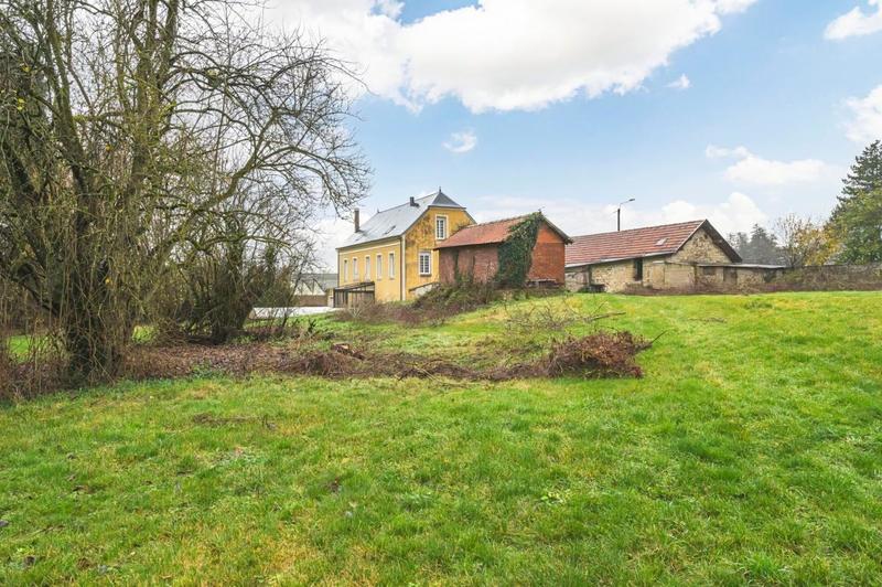 Maison - 260 m² - 8 pièces