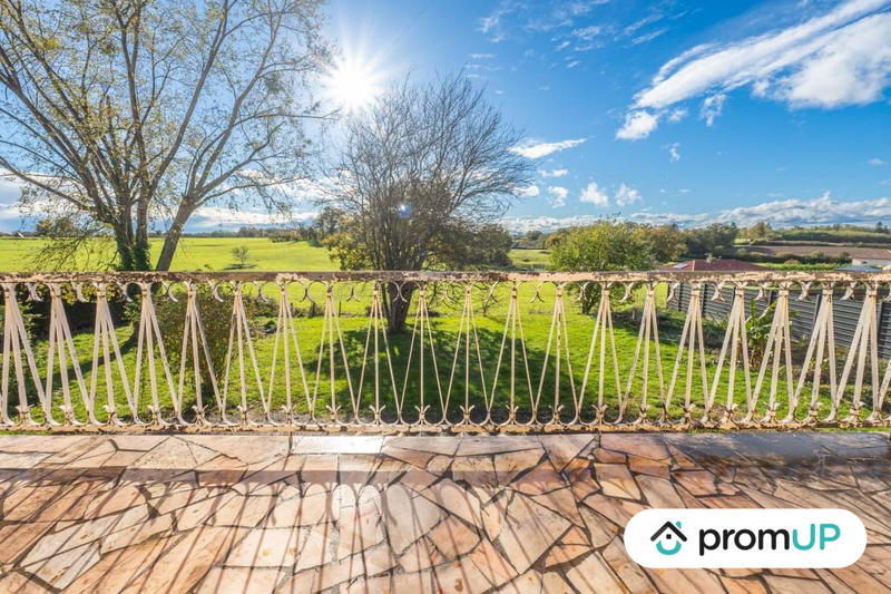 Maison traditionnelle - 140 m² - 6 pièces