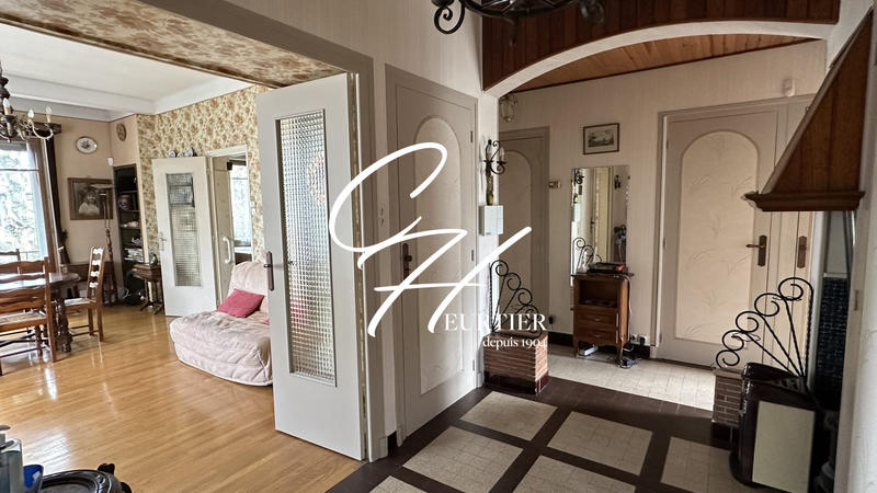 Maison - 85 m² - 6 pièces