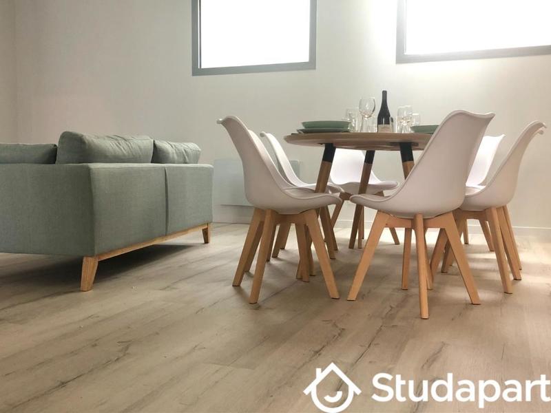 Chambre - 16 m² - 1 pièce