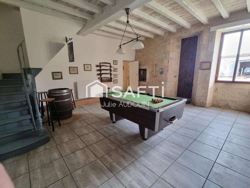 Maison - 520 m² - 9 pièces