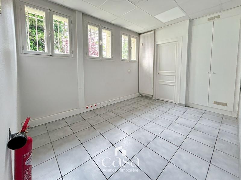 Local commercial - 45 m² - 1 pièce