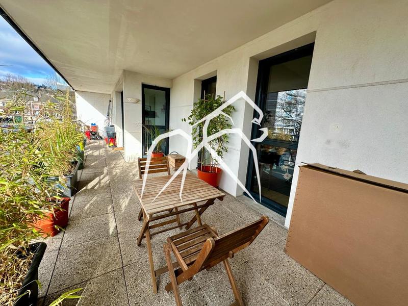 Appartement ancien - 73 m² - 3 pièces