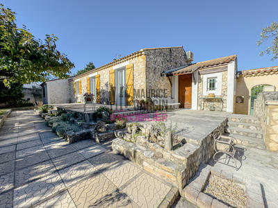 Maison - 91 m² - 5 pièces