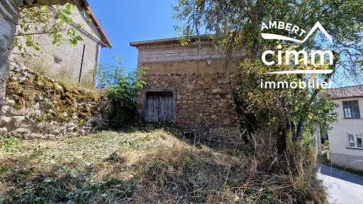 Maison traditionnelle - 70 m² - 6 pièces