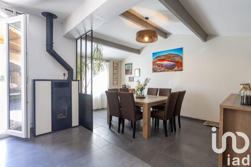 Maison - 102 m² - 4 pièces