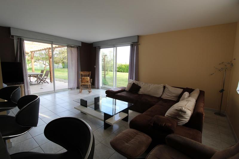 Maison - 235 m² - 8 pièces