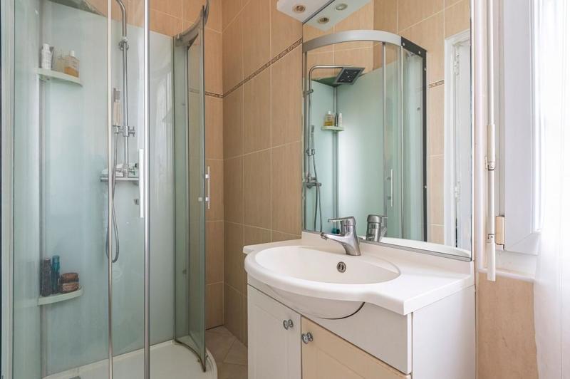 Maison - 260 m² - 8 pièces