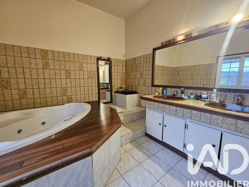 Maison - 157 m² - 7 pièces