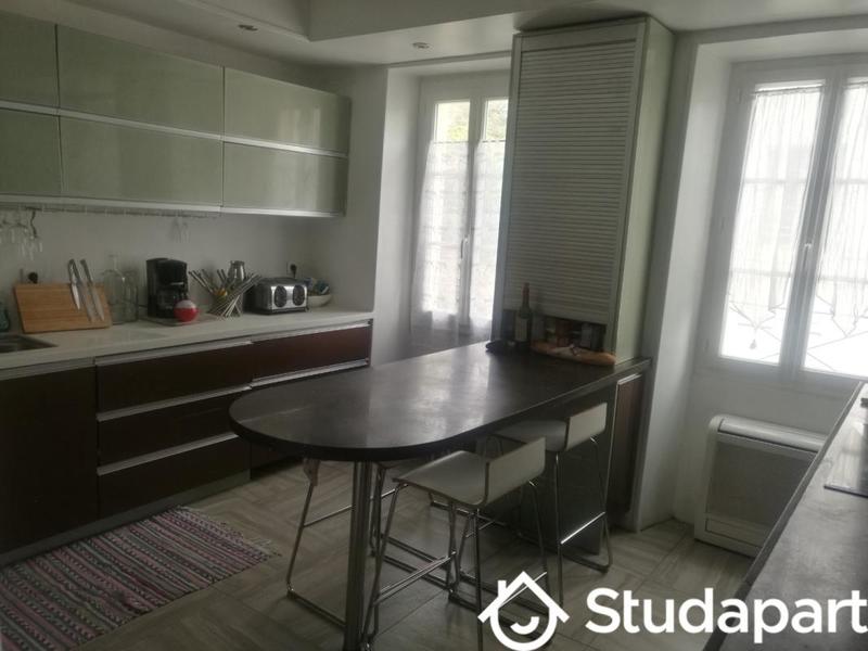 Chambre - 12 m² - 1 pièce