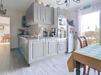 Maison de village - 286 m² - 14 pièces