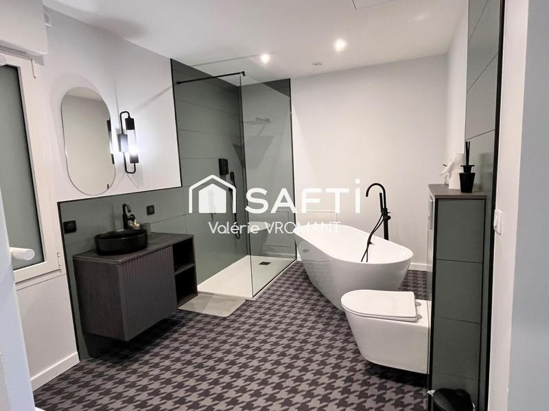 Hôtel particulier - 277 m² - 7 pièces