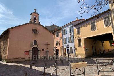 Appartement - 240 m² - 8 pièces