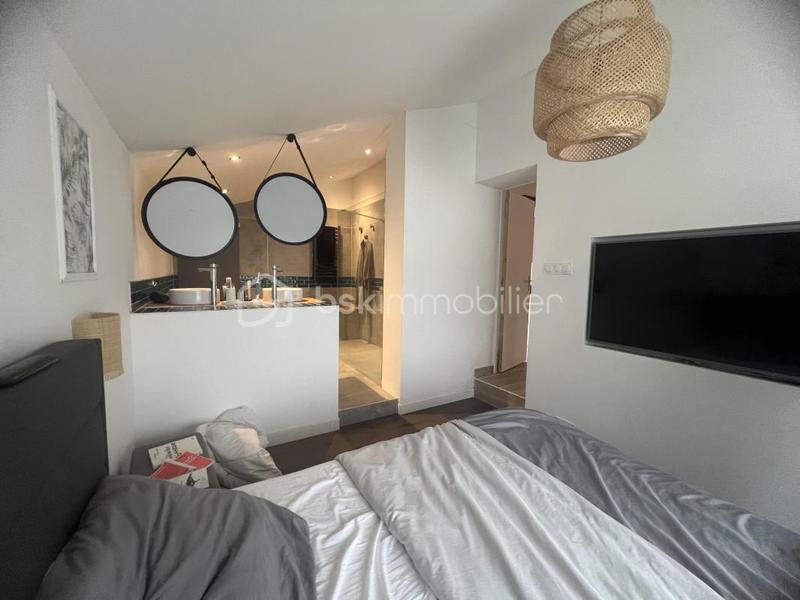 Maison traditionnelle - 107 m² - 5 pièces