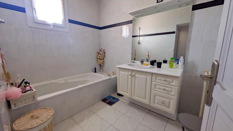 Maison - 172 m² - 7 pièces