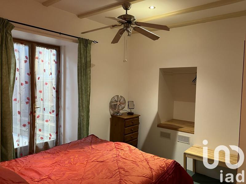 Maison - 237 m² - 11 pièces