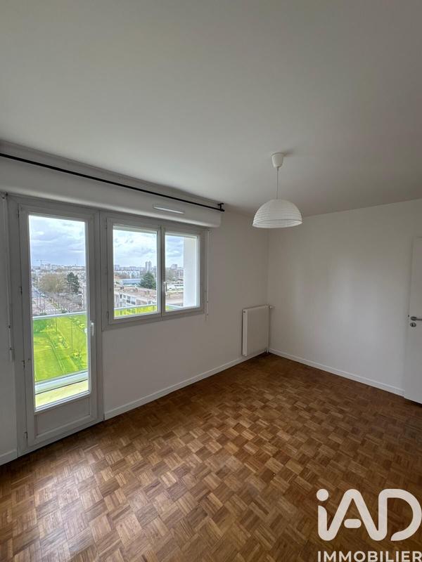 Appartement - 93 m² - 5 pièces