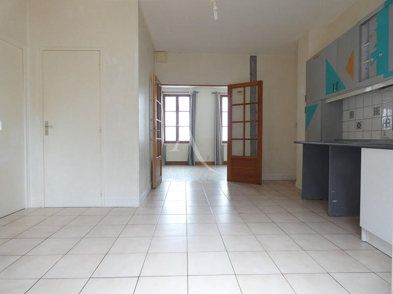 Maison - 84 m² - 4 pièces