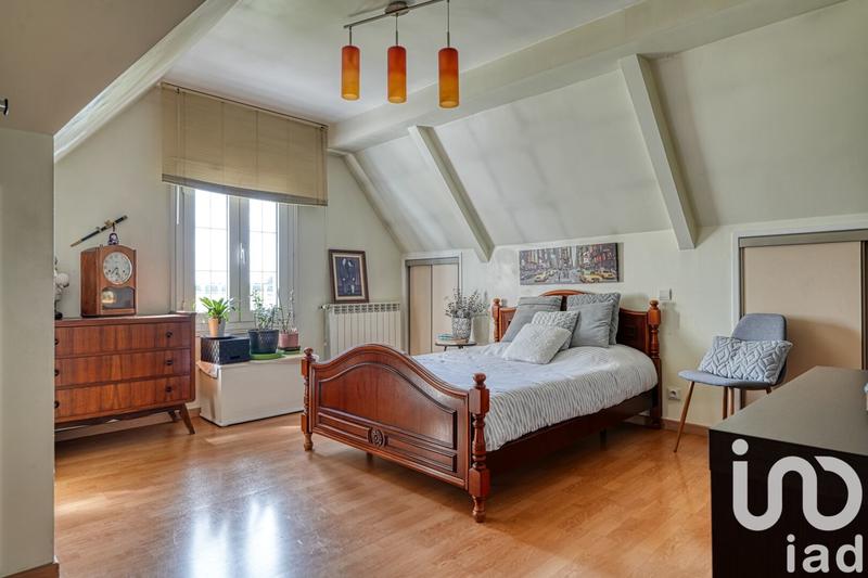 Maison - 162 m² - 6 pièces