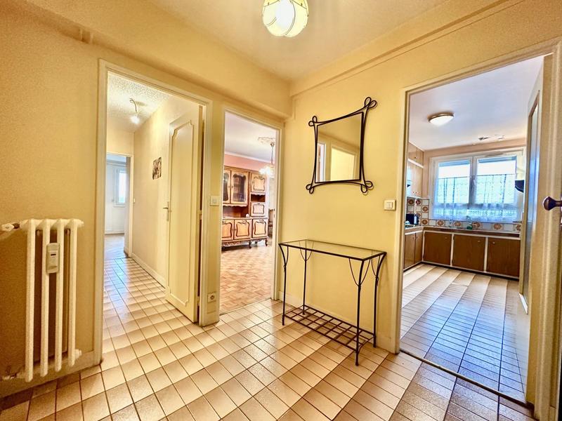 Appartement - 70 m² - 4 pièces