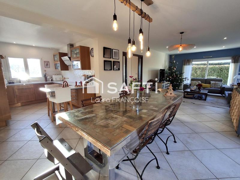 Maison - 130 m² - 6 pièces