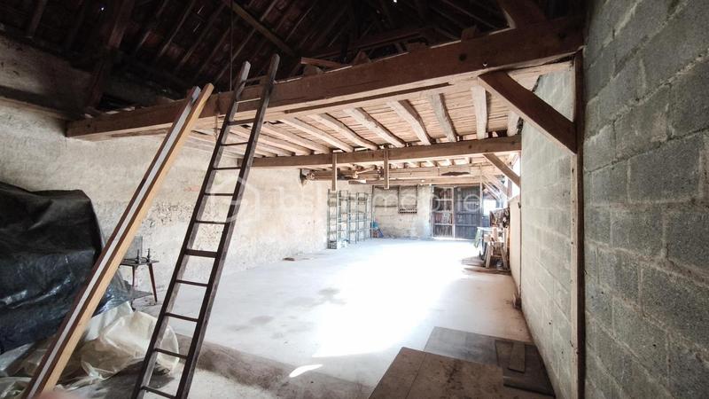 Maison traditionnelle - 111 m² - 5 pièces