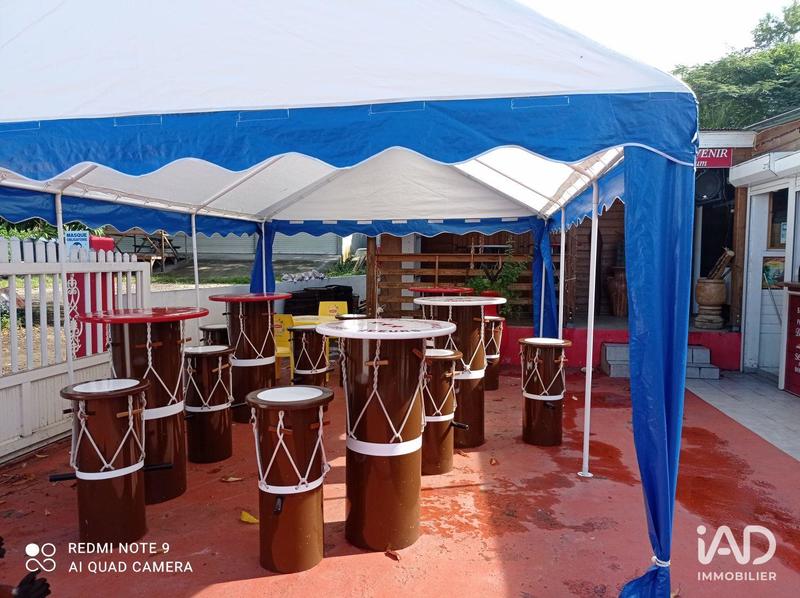 Local commercial - 311 m²