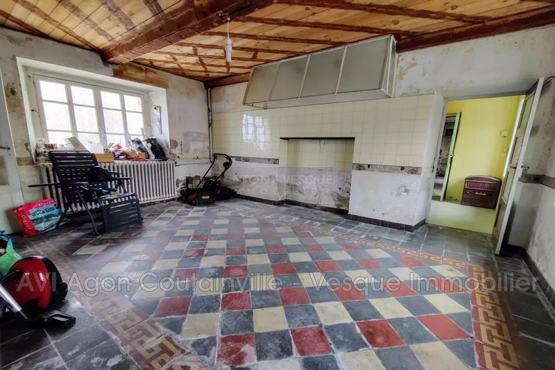 Maison - 215 m² - 7 pièces