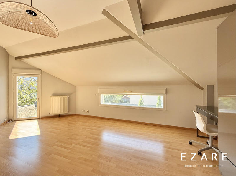 Maison - 165 m² - 7 pièces