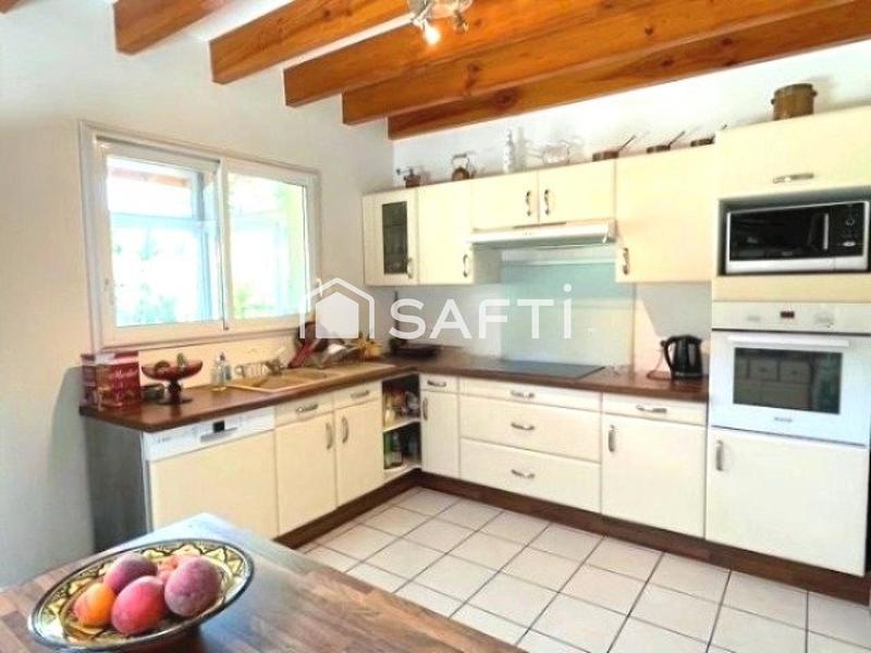 Maison - 122 m² - 5 pièces