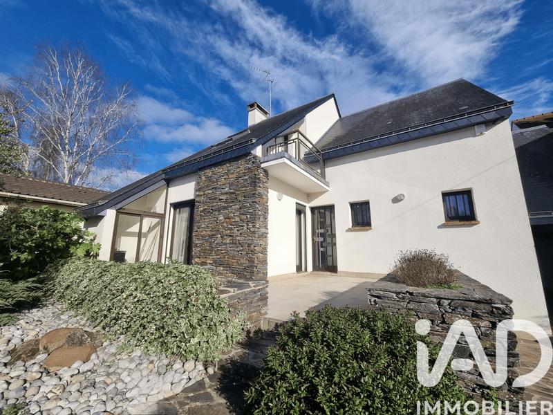 Maison de maîtres - 140 m² - 6 pièces