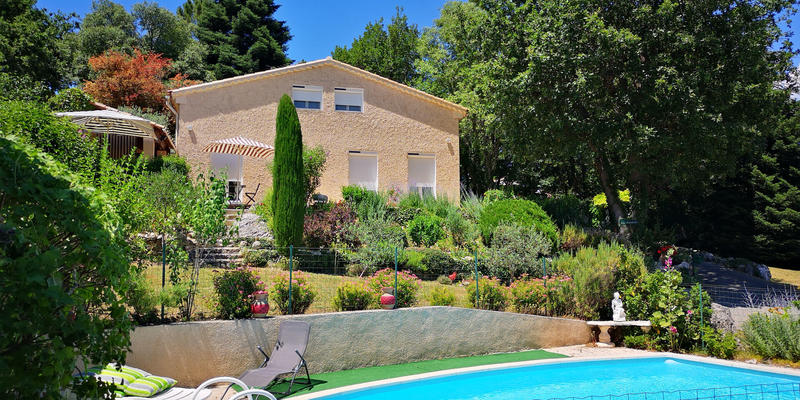 Maison - 115 m² - 4 pièces