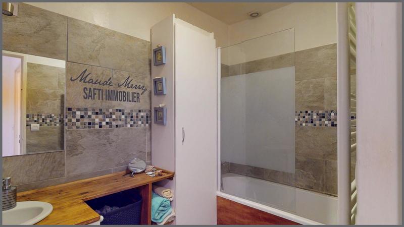 Maison - 138 m² - 6 pièces