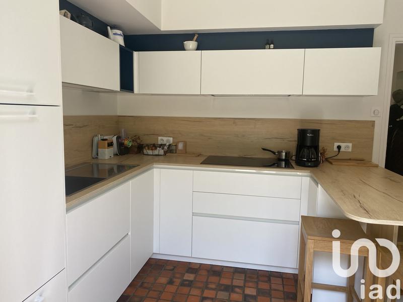 Maison - 270 m² - 8 pièces