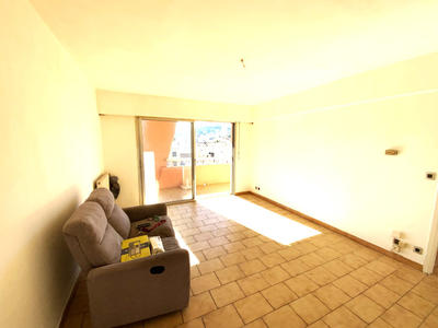 Appartement ancien - 42 m² - 2 pièces