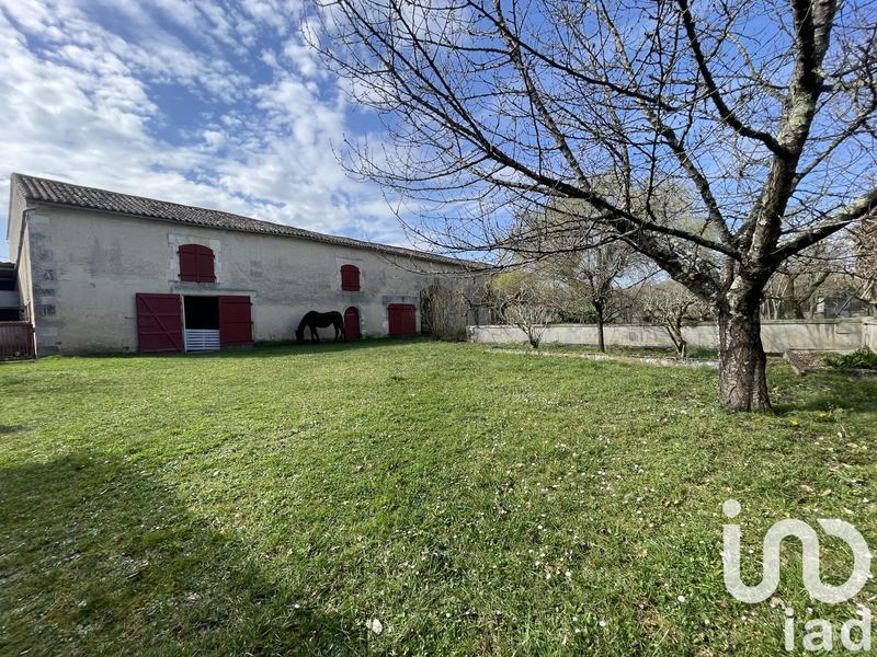 Maison - 427 m² - 18 pièces