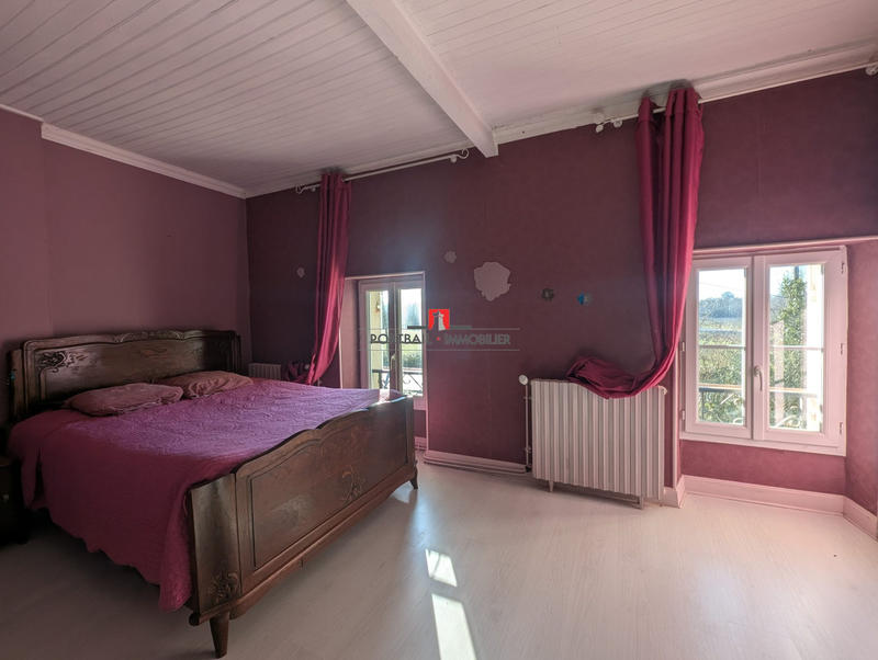 Maison - 290 m² - 6 pièces