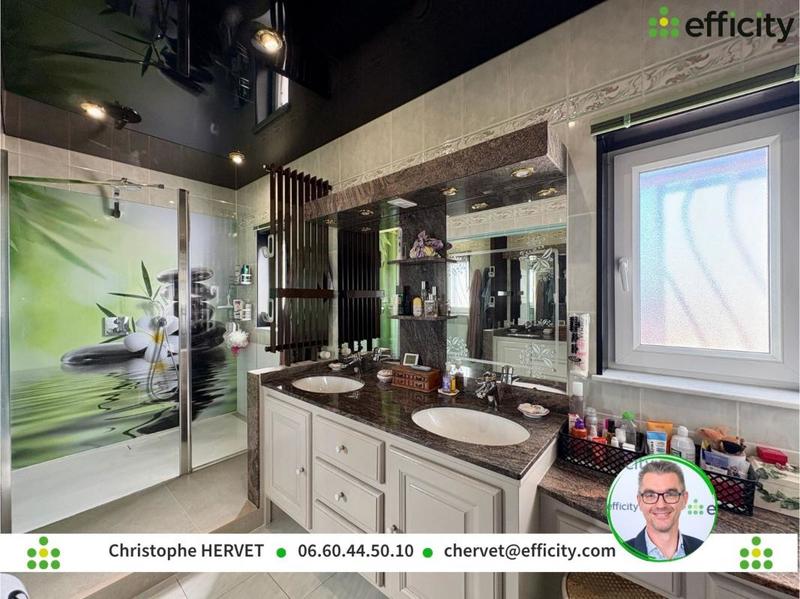 Maison - 166 m² - 7 pièces