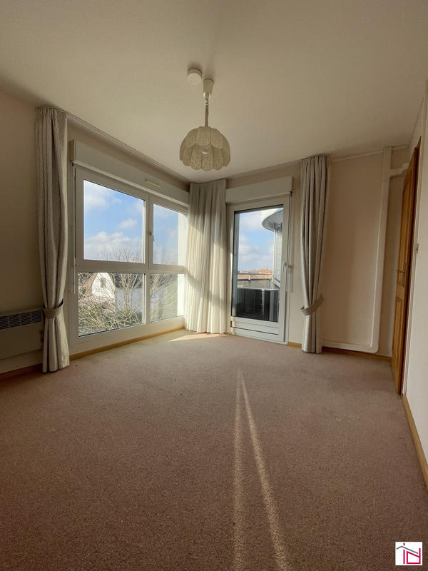 Appartement - 81 m² - 3 pièces