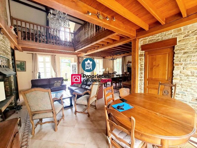 Corps de ferme - 289 m² - 8 pièces