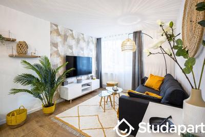 Chambre - 11 m² - 1 pièce