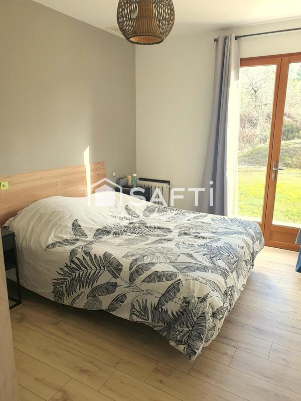 Maison - 162 m² - 5 pièces