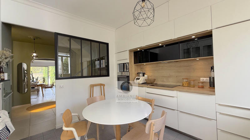 Maison - 164 m² - 6 pièces