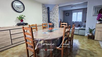 Maison de ville - 88 m² - 5 pièces