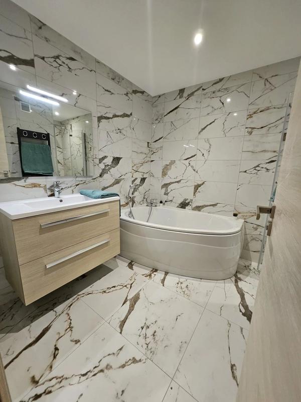 Appartement - 79 m² - 3 pièces