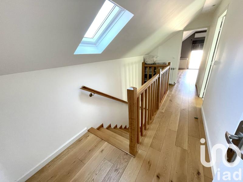 Maison - 197 m² - 7 pièces